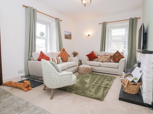 Living area - 3 Nixon Terrace (Maryport)