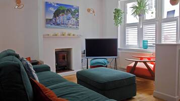 Cottage | Living area