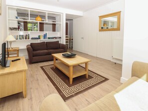 Living area - Delaware M2 (Yarmouth)