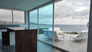 Villa, flere soverom, tilgjengelighetstilpasset, røyk | Balkong