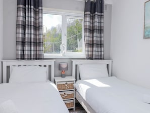 Chaumière | 2 chambres, décor unique, ameublement unique, accès au Wi-Fi (inclus)