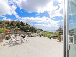 Cottage | Outdoor dining - Shells Cottage (Looe)