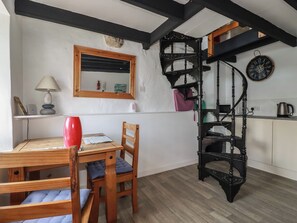 Interior - Chy Rani (St Austell)