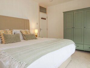 4 slaapkamers, individueel gedecoreerd, individueel gemeubileerd