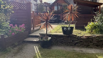 Cottage | Property grounds