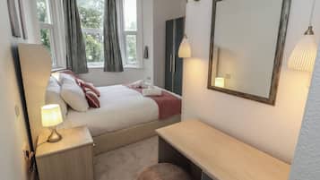12 bedrooms, individually decorated, individually furnished, free WiFi