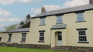 Cottage | Exterior