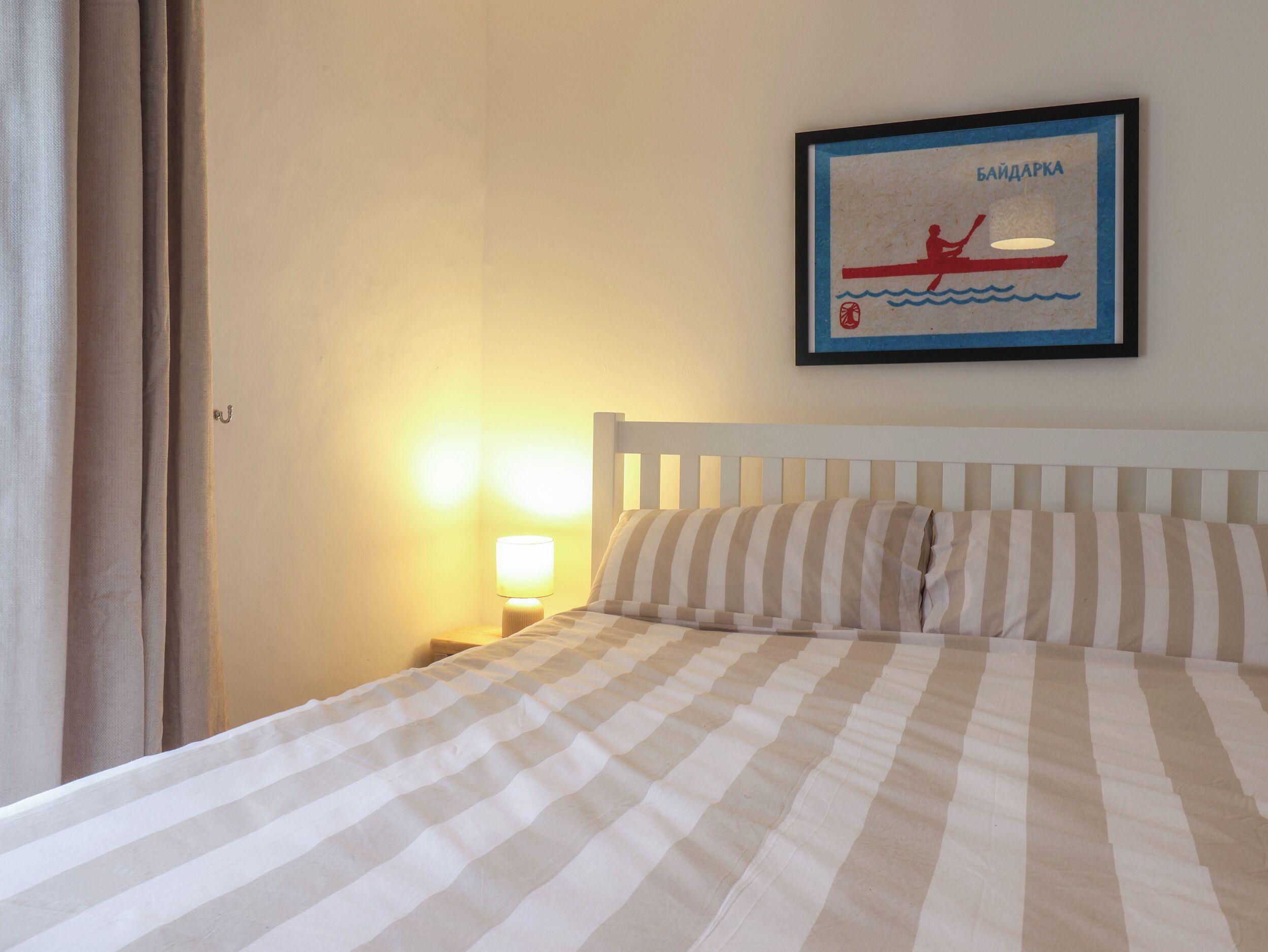 2 bedrooms, individually decorated, individually furnished, free WiFi