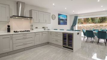 Fridge, dishwasher, electric kettle, toaster