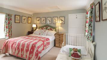 4 habitaciones, decoración personalizada y muebles diferentes