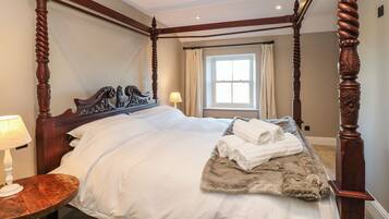 1 bedroom, individually decorated, individually furnished, free WiFi