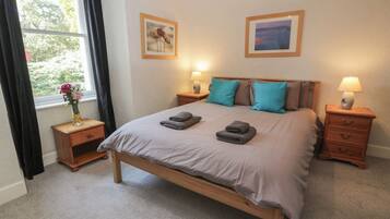 3 bedrooms, individually decorated, individually furnished, free WiFi