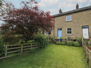 Exterior - 3 Mountain View (Sedbergh)