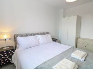 4 bedrooms, individually decorated, individually furnished, free WiFi - Henham 3 Bernaleen Cottages (King's Lynn)