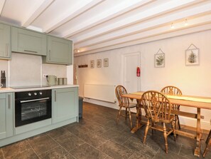 Fridge, cookware/dishes/utensils - The Old Bakery Cottage (Peterborough)
