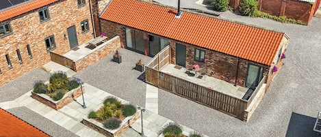 Cottage | Bahagian luar