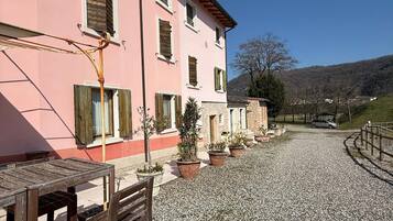 Esterni