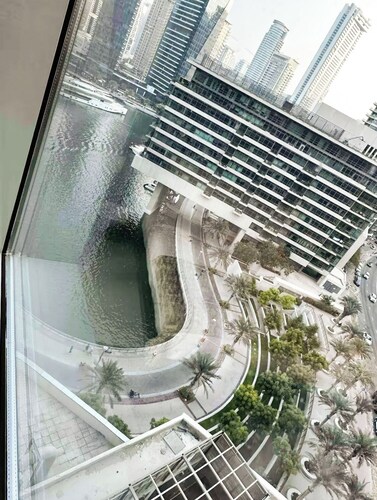 Modern Studio Dubai Marina