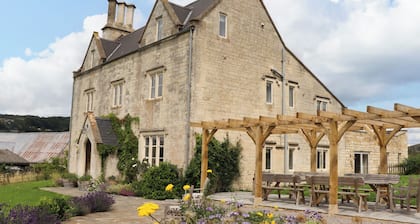 Hammonds Farmhouse