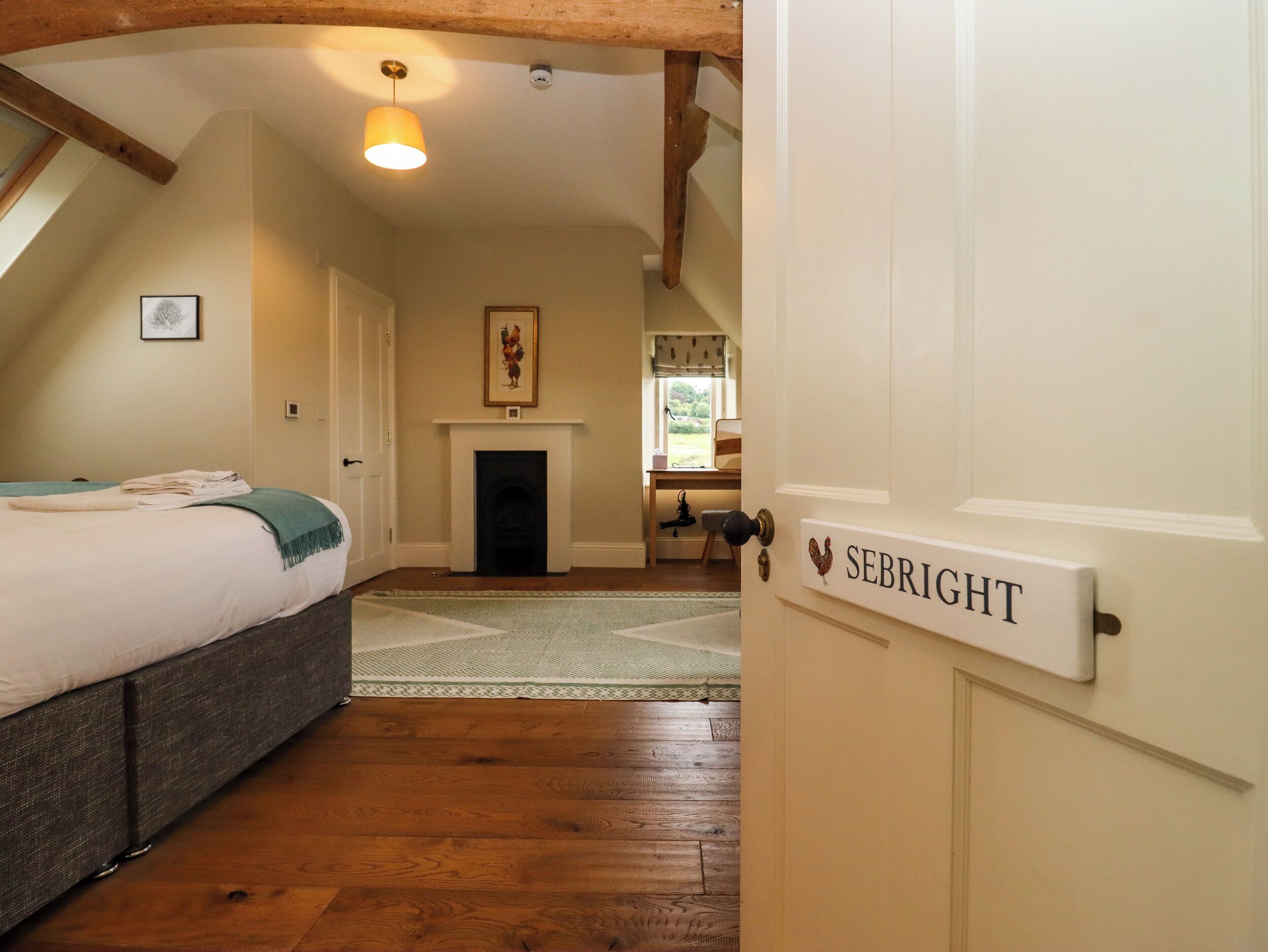 8 多间卧室、特色装修、特色家居、免费 WiFi