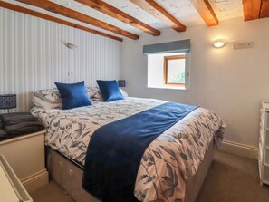 3 bedrooms, individually decorated, individually furnished, free WiFi