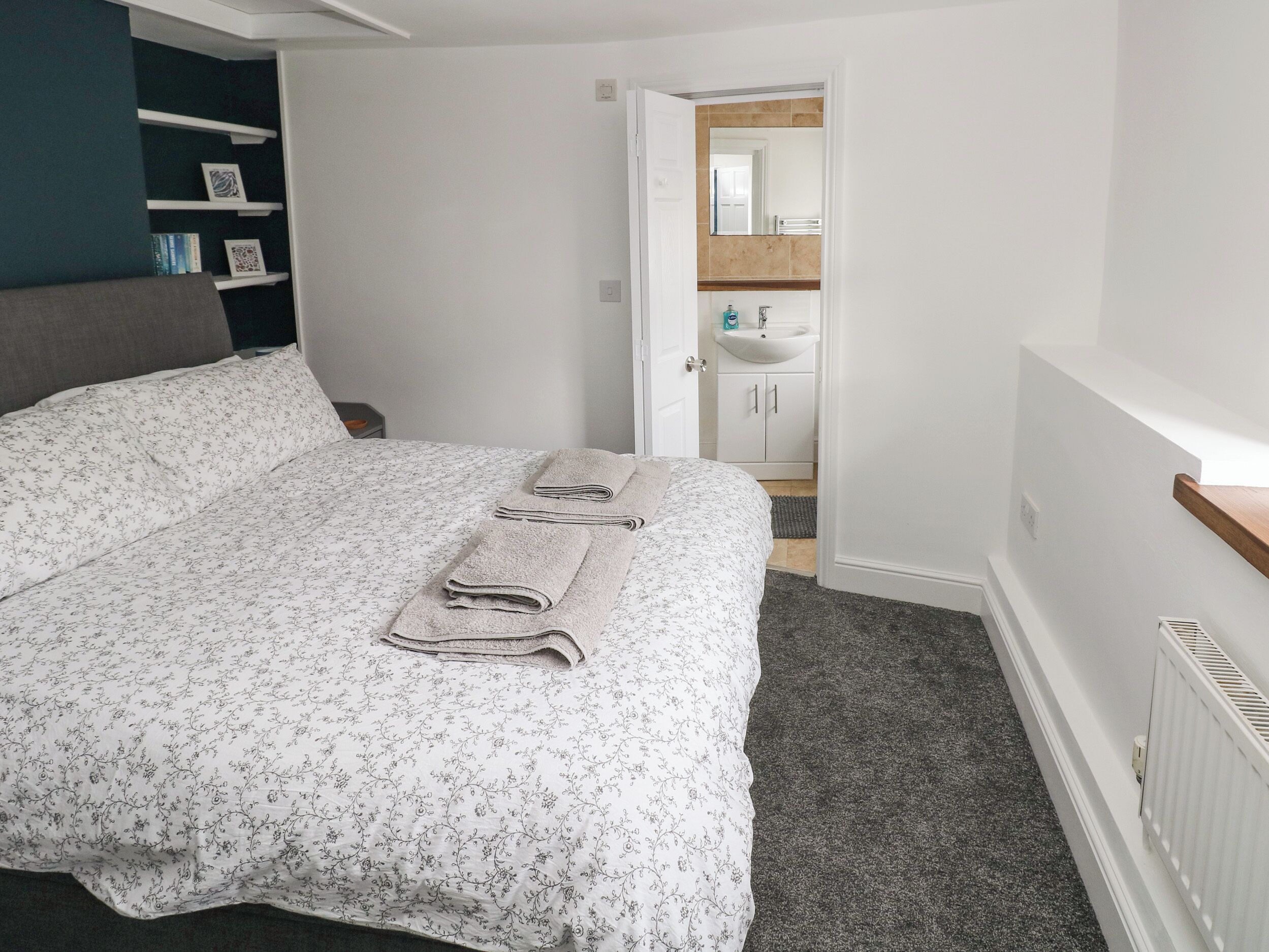 1 多间卧室、特色装修、特色家居、免费 WiFi