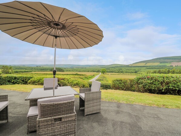 Outdoor dining - Ashdale (Rhayader)