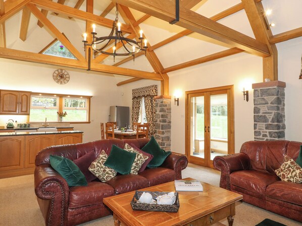 Living area - Glen View (Dumfries)