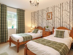 3 bedrooms, individually decorated, individually furnished, free WiFi - Glen View (Dumfries)