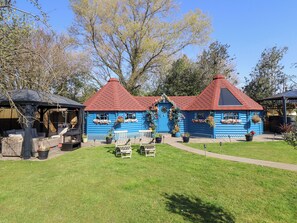 Cottage | Exterior - Applejacks Orchard (Holywell)