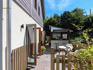 Outdoor dining - South Holm (Totnes)