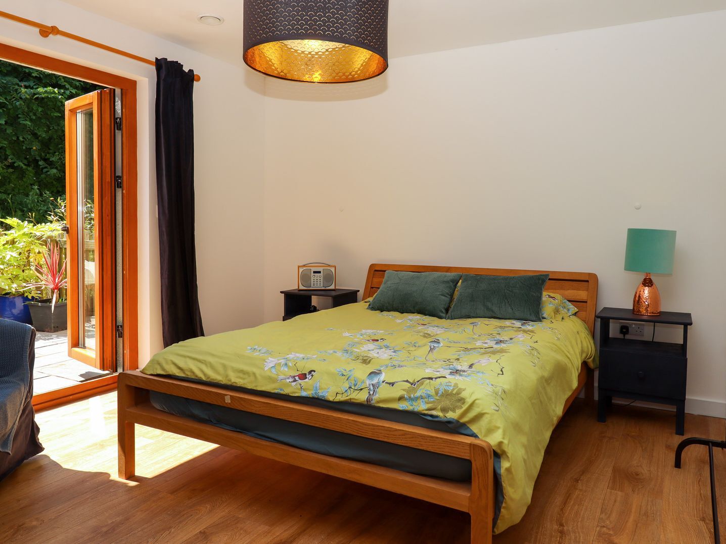 3 bedrooms, individually decorated, individually furnished, free WiFi
