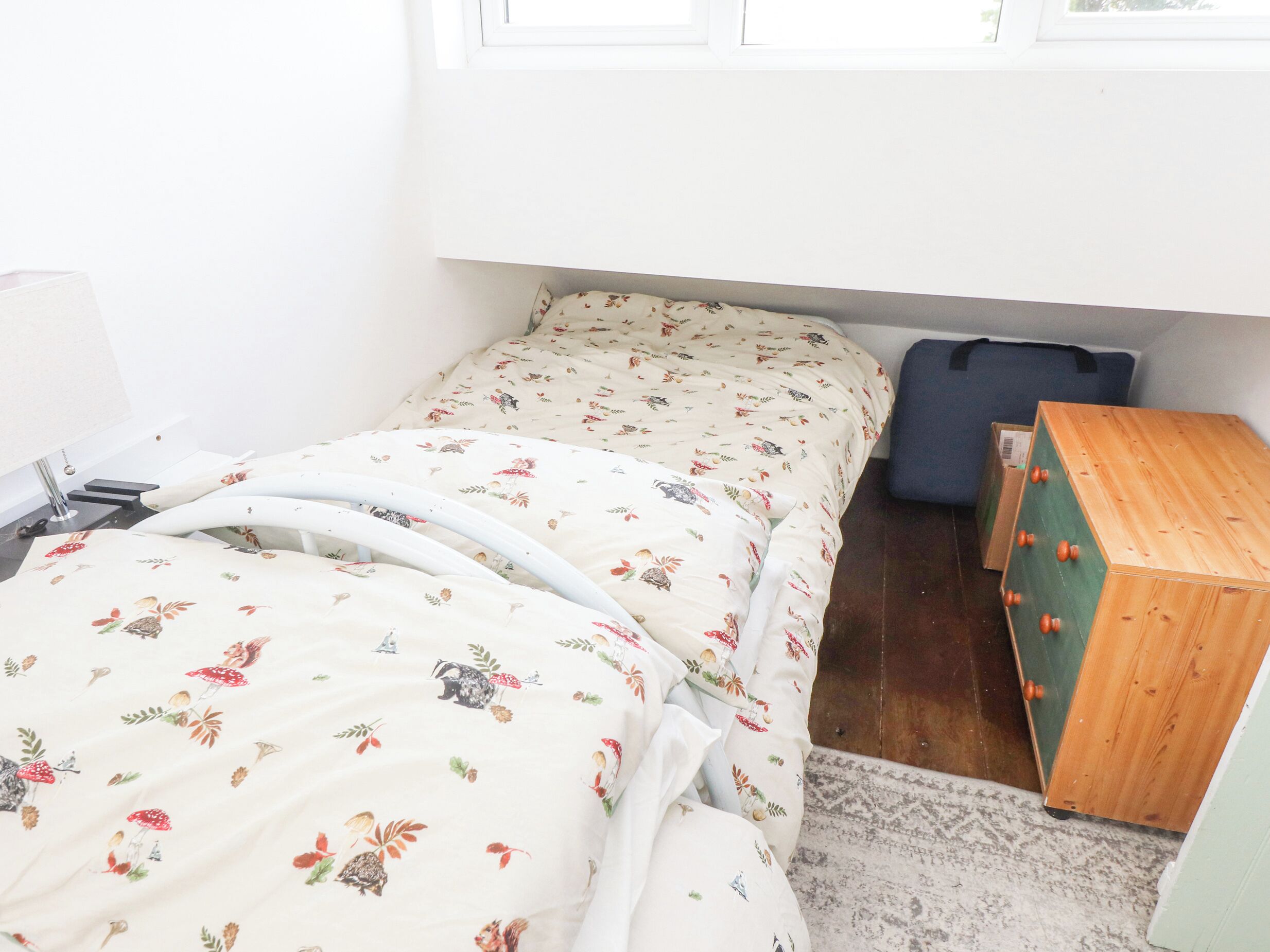 2 bedrooms, individually decorated, individually furnished, free WiFi