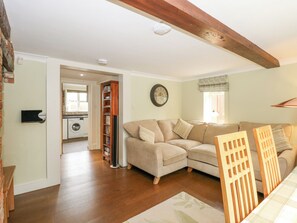 Living area - Easter Cottage (King's Lynn)