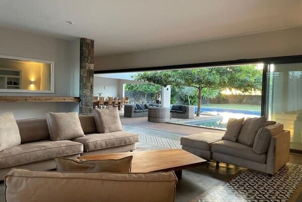 Interior - Elite 600M/square Villa with garden in Grand Bay (Grand Baie)