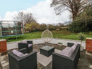 Terrace/patio - 100 Cwmphil Road (Swansea)