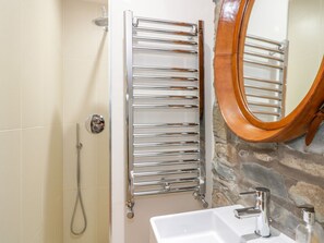Shower - Wee Cottage (Moffat)