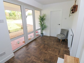 Interior - Tegfan (Bridgend)