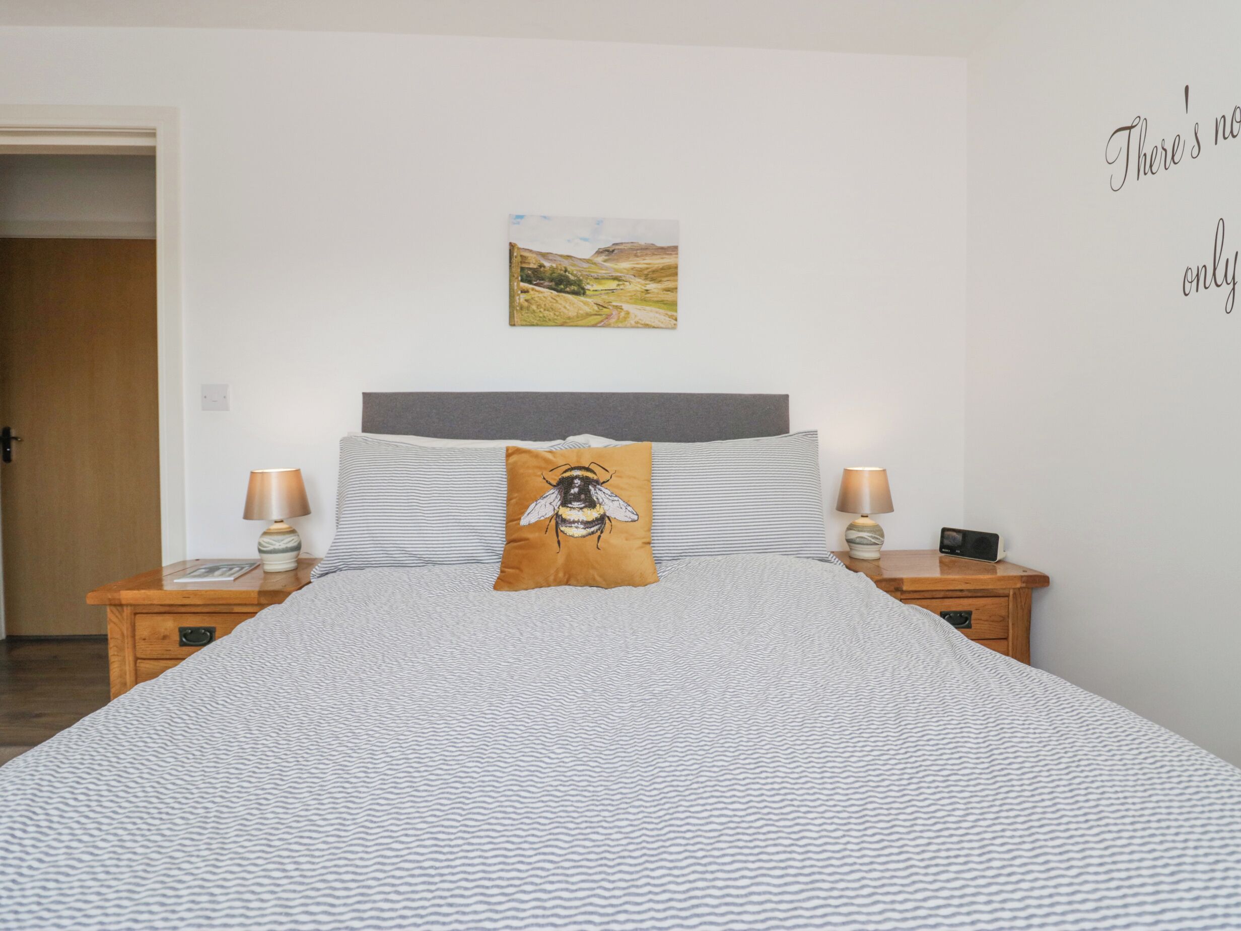 2 多间卧室、特色装修、特色家居、免费 WiFi