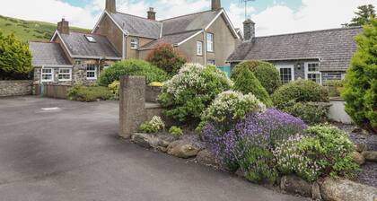 Ty Llaeth Cottage