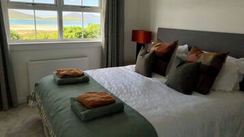 2 bedrooms, individually decorated, individually furnished, free WiFi