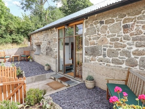 Terrace/patio - Lingcombe Barn (Newton Abbot)