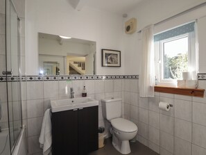 Shower - Rarsaidh (Ràrsaidh Island)