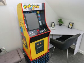 Cottage | Game room - 69 Main Street (Keighley)