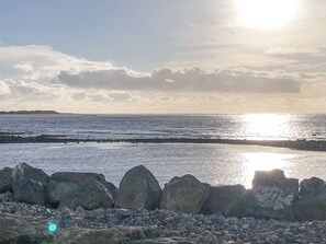 Beach - Dove Cottage (Leek)