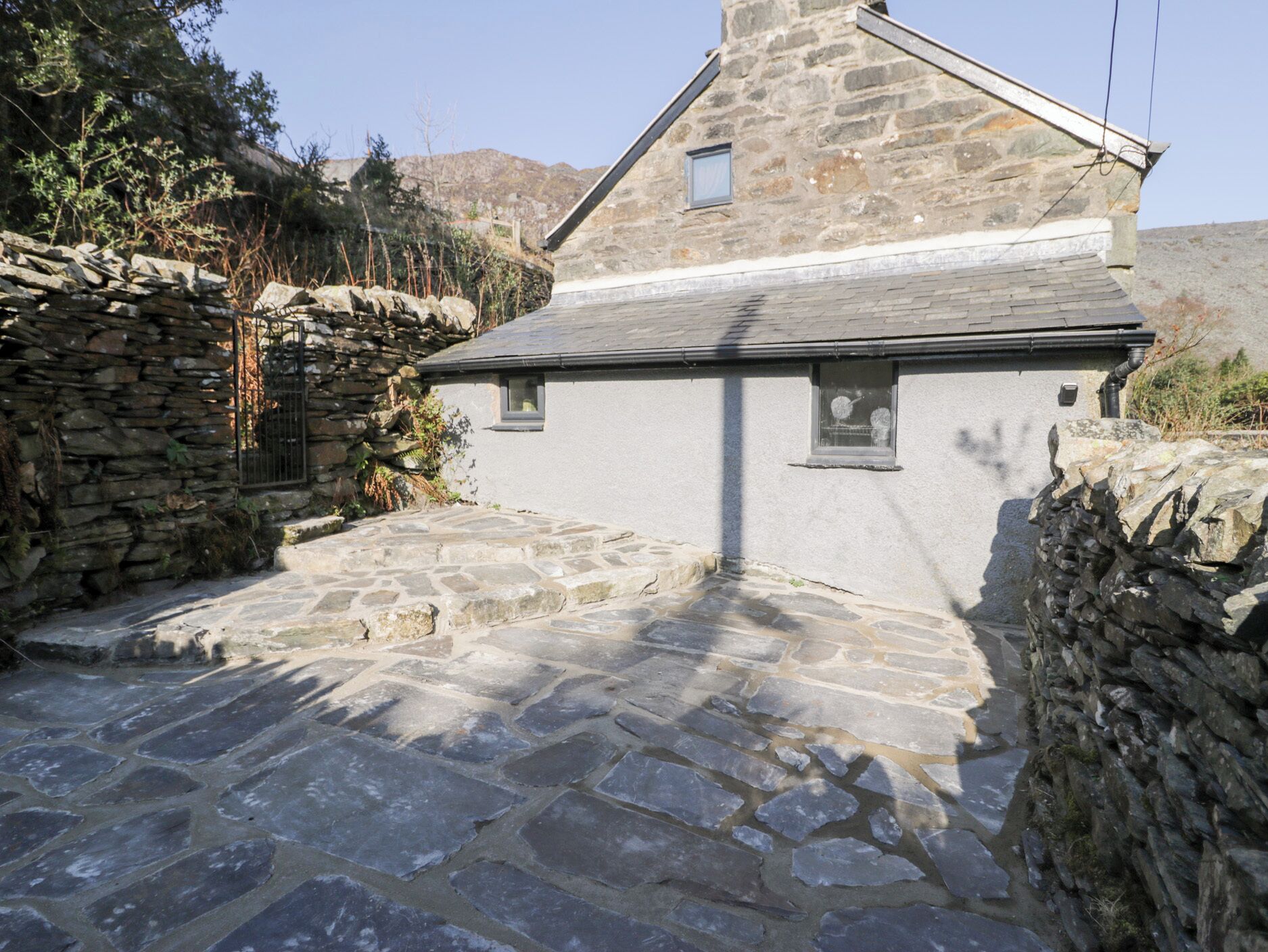 Cottage | Property grounds