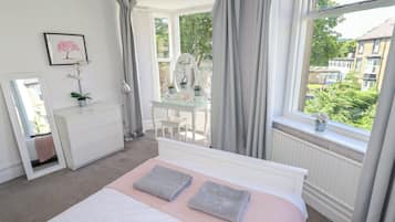 6 bedrooms, individually decorated, individually furnished, free WiFi