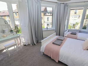 6 bedrooms, individually decorated, individually furnished, free WiFi