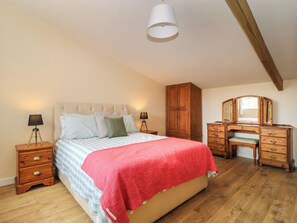 3 bedrooms, individually decorated, individually furnished, free WiFi - Muddy Udders Dairy (Okehampton)