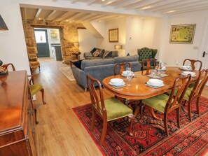 Dining - The Old Post Office (Camborne)